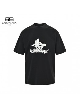 Balenciaga T-Shirt - Overlapping Logo