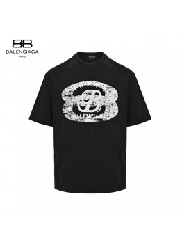 Balenciaga T-Shirt - Distressed Logo