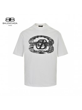 Balenciaga T-Shirt - Distressed Logo