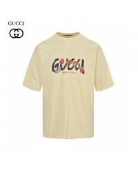 Gucci Strawberry Logo T-Shirt (Beige)