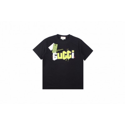 Gucci Lightning Bolt Logo T-Shirt in Black