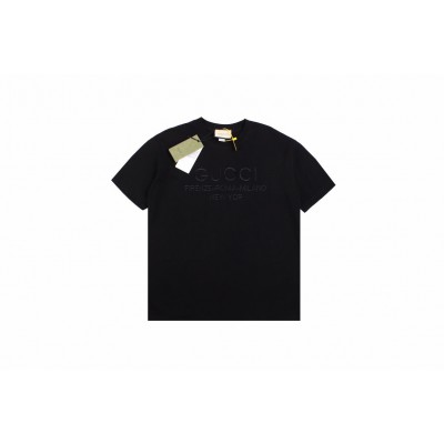 Gucci T-shirt with Embroidered Cities