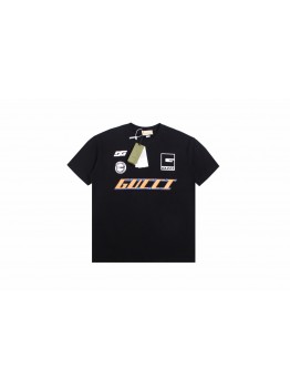 Gucci Graphic Logo T-Shirt (Black)