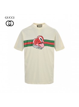 Gucci Cream T-Shirt with Heart Graphic
