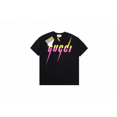 Gucci T-shirt with Retro Logo (Black)
