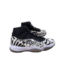 AIR JORDAN 11 "Animal Instinct"