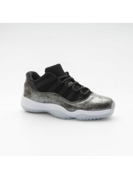AIR JORDAN 11 "Earl"