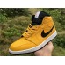 JORDAN 1 MID x UNIVERSITY GOLD BLACK