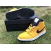 JORDAN 1 MID x UNIVERSITY GOLD BLACK