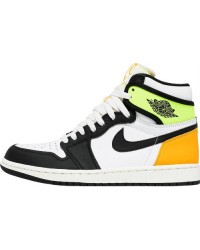 JORDAN 1 RETRO HIGH x WHITE BLACK VOLT UNIVERSITY GOLD