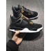 JORDAN 4 x ROYALTY