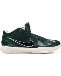 NIKE KOBE 4 x  UNDEFEATED MILWAUKEE BUCKS