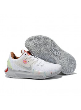 NIKE KYRIE 2 x SPONGEBOB SANDY CHEEKS