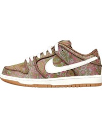 NIKE SB DUNK x PAISLEY BROWN