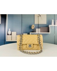 CC  Classic Flap caviar leather 25 cm