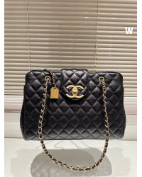cc new arrival tote bag size : 36* 24 cm