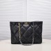 CC 22B 19BAG Tote