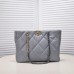 CC 22B 19BAG Tote