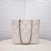 CC 22b 19 BAG tote