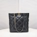 CC 22b 19 BAG tote