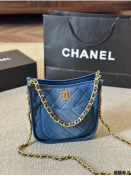 CC new arrival Vintage denim bag size: 21* 22cm
