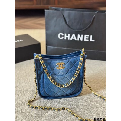 CC new arrival Vintage denim bag size: 21* 22cm