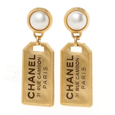 Pearl CC Tags Drop Earrings Gold