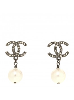 Pearl Crystal CC Drop Earrings Silver Pearly White