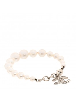 Graduated Pearl Crystal CC Bracelet Gold