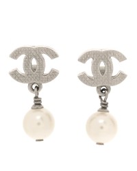 Pearl CC Drop Earrings Silver