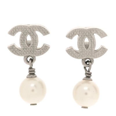 Pearl CC Drop Earrings Silver