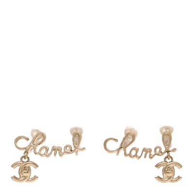 Metal Logo CC Turnlock Clip On Earrings Gold