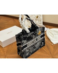 D book tote bag mediums size : 36 cm