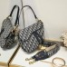 D saddle Be a classic with classics crossbody bag