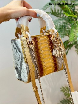 CD new arrival lady bag 02 size: 17cm
