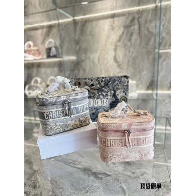 D new arrival bucket bag size;25*15*14cm