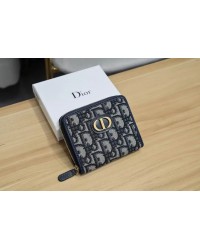 D wallet card holder