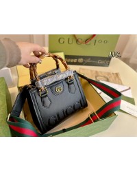 GG Diana tote bag size: 20×16 cm