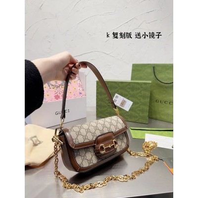 GC496 / Gc Horsebit 1955 Shoulder Bag / 9.4″W x5.1″H x 2.2″D