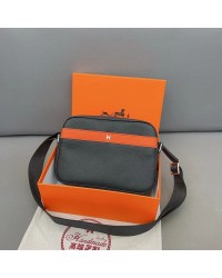 H crossbody bag Men size: 24 x 17 cm