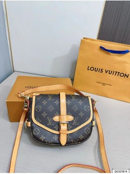 Louis Saumur bb mini bag size: 21 * 17 cm
