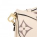 L hot sale Pochette Mtis