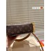 Louis new arriva Side trunk bag size : 23*16 cm