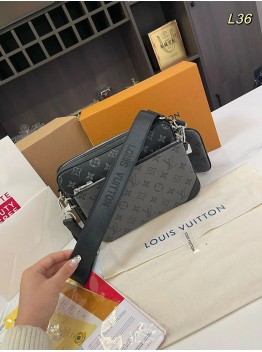 Louis men crossbody bag