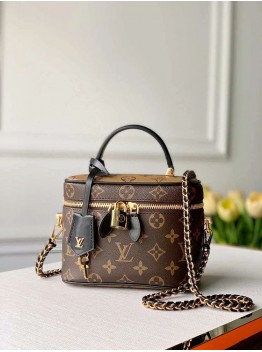 Louis M45165  Vanity Pm Monogram Bag