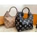 Louis new arrival tote bag size: 34 * 28 cm