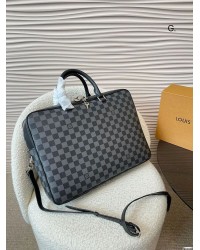 L men bag laptop size :39 28 cm