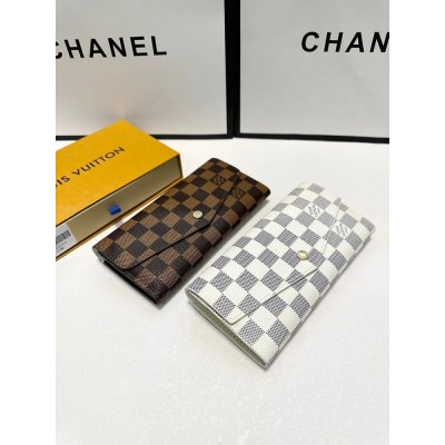 Louis new arrival wallet size: 19×10 cm