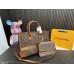 Louis new arrival tote bag size: 35* 27cm