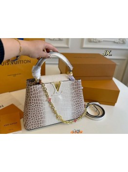 Louis Capucines new arrival bag